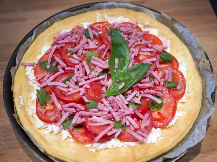 Hachette Cuisine Fête Maison Recette Tarte au chèvre tomate 