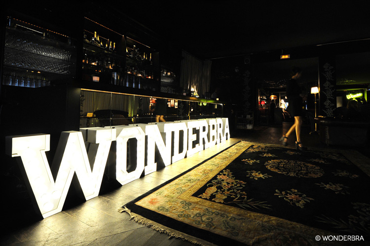 20 ans Wonderbra Push-up Party