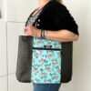 Sac tote bag XL cousu main motif memento mori turquoise