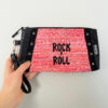 Pochette Rock n Roll portée main