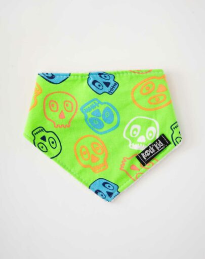 bavoir bandana cousu main motif crane vert fluo