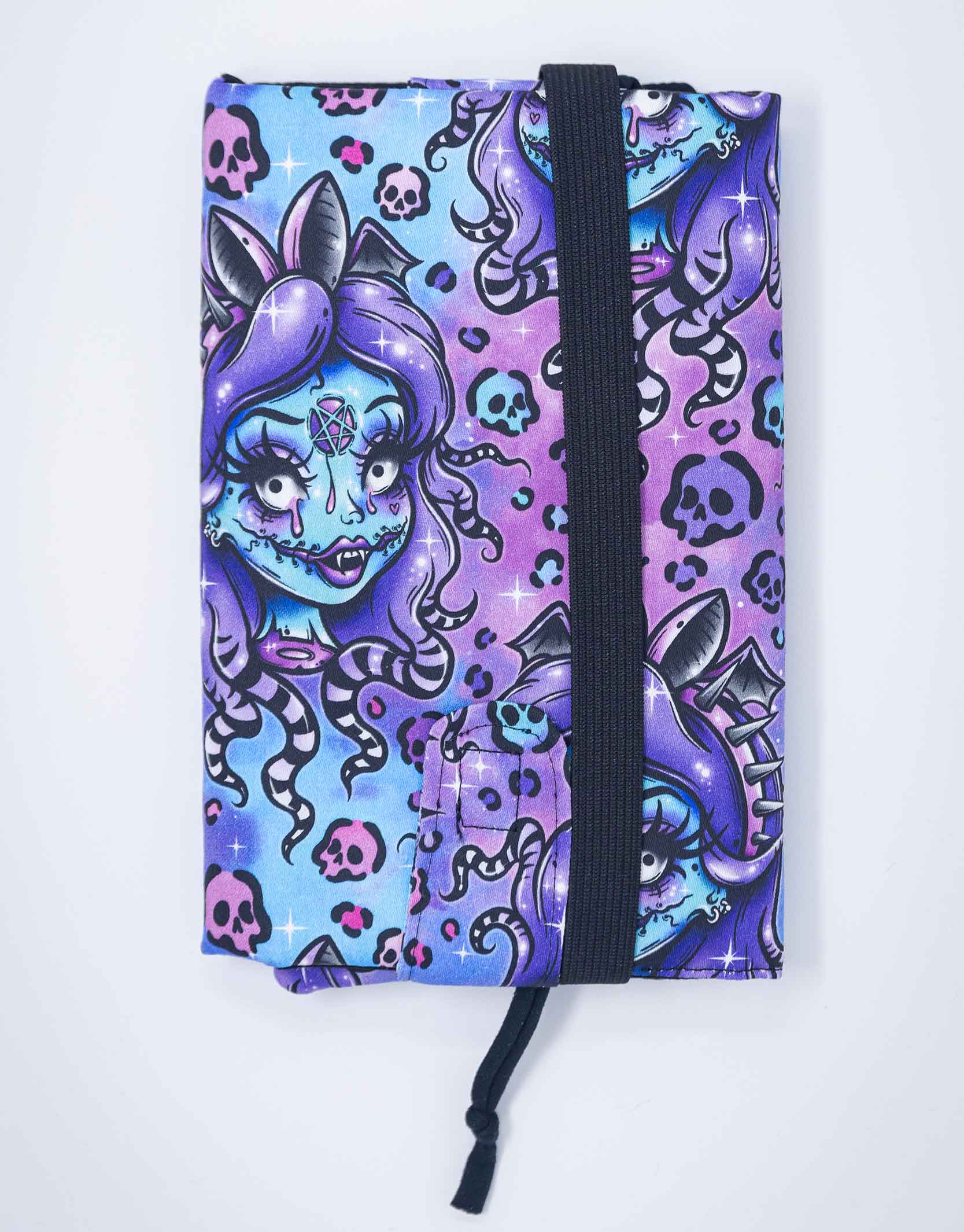 Couvre livre de poche Alice Zombie