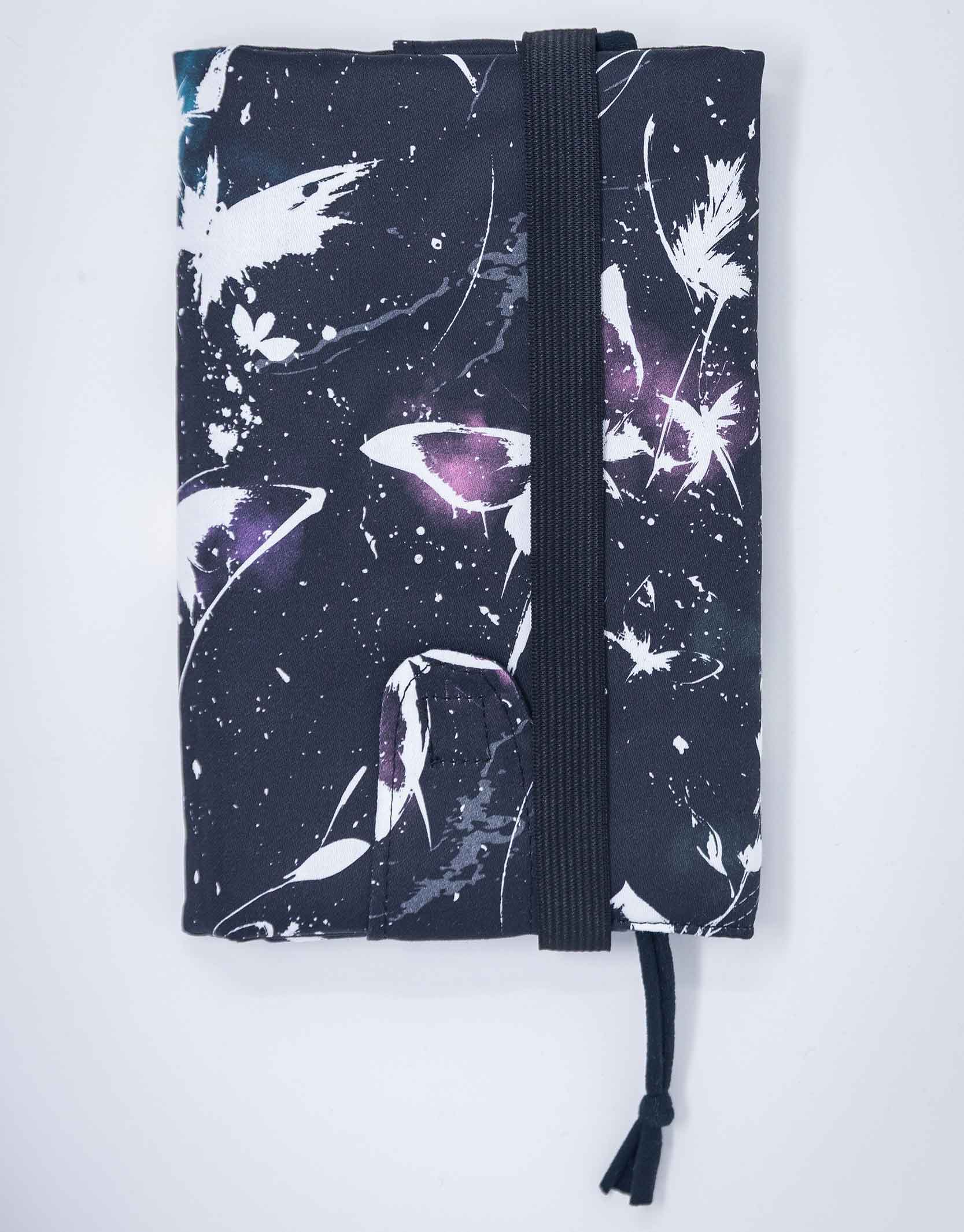 Couvre livre de poche papillons abstraits