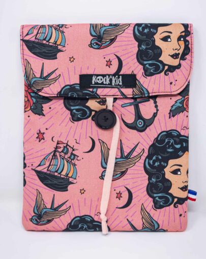 Pochette à livre manga cousue main en France