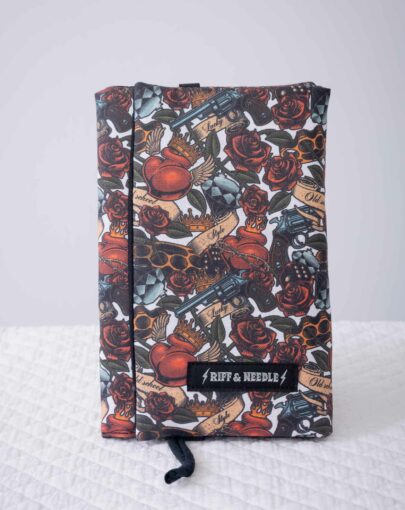 Couvre livre de poche Guns