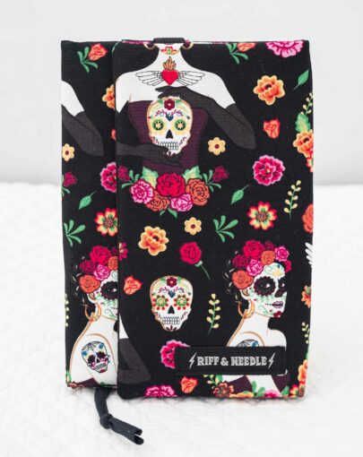 couvre livre de poche cousu main en France