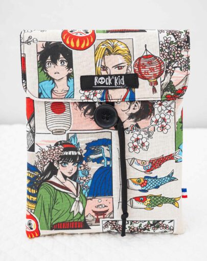 Pochette manga cousue main en France
