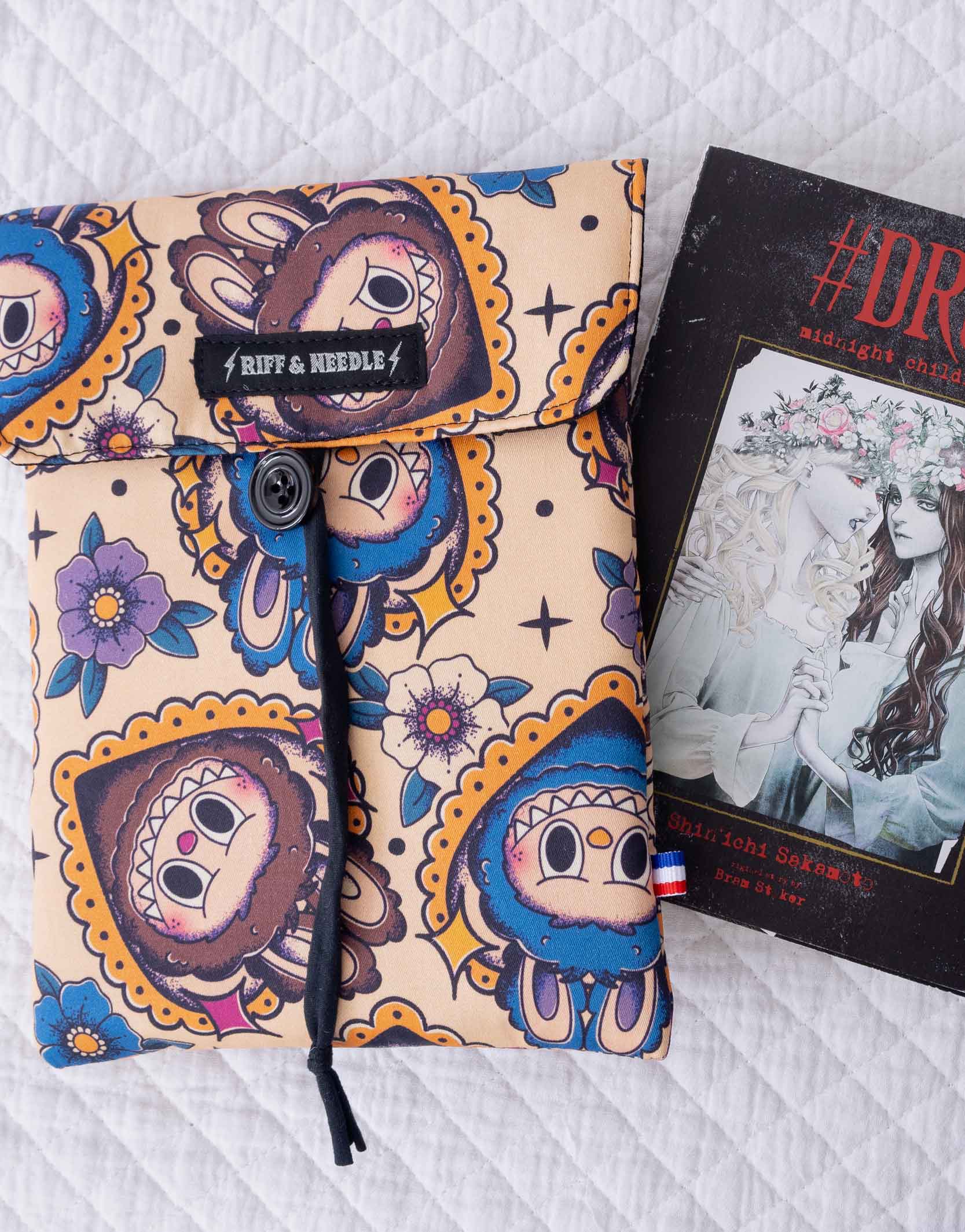 Pochette à livre manga Labubu